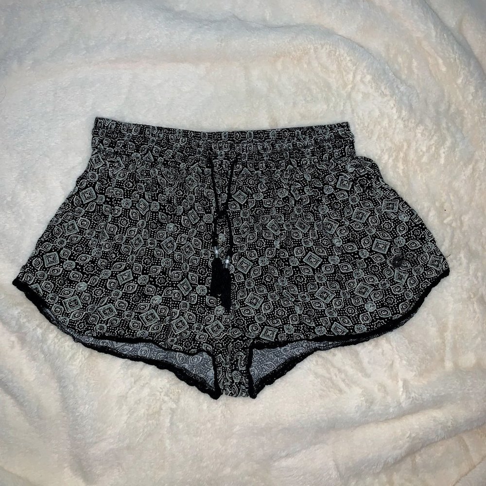 Superdry Women's Printed Beach Shorts - Size 6